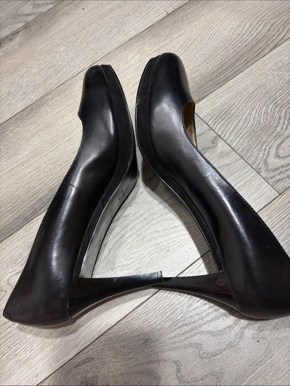 Nine West Black Leather Round-Toe Pumps - Picture 3 of 7